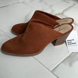 COPY - NWT SUEDE MULE